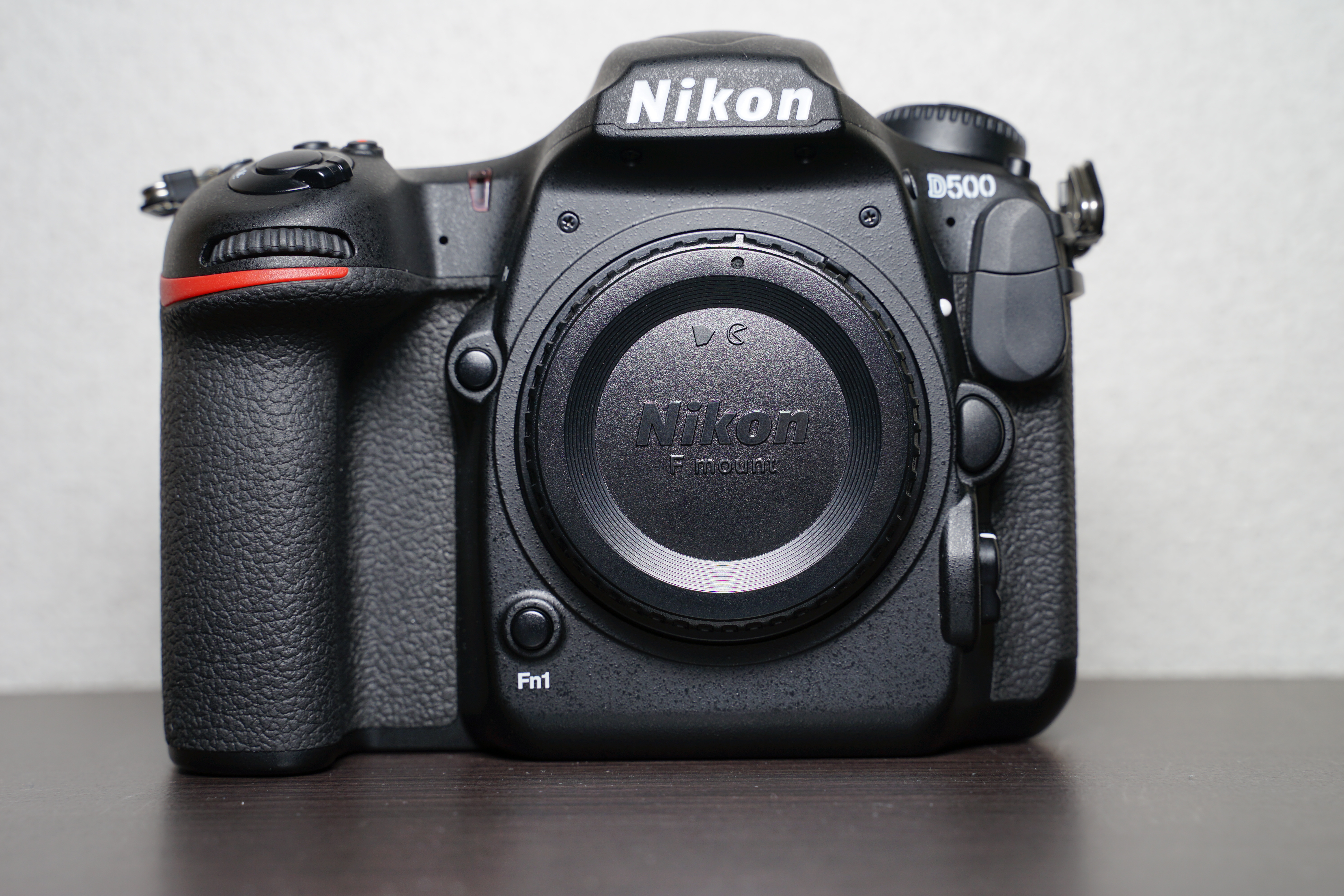 NikonのフラッグシップAPS-CであるD500をしばらく使ってみてのレビュー