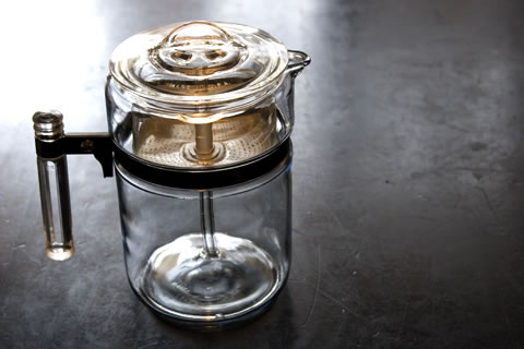 コーヒーをいれるのが楽しくなる！パイレックスのパーコレーター