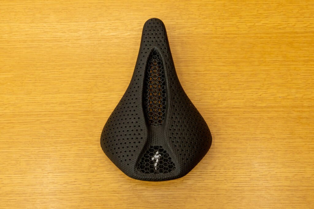 Mirrorサドル、あなたはどっちが好み？ スペシャライズド 神戸