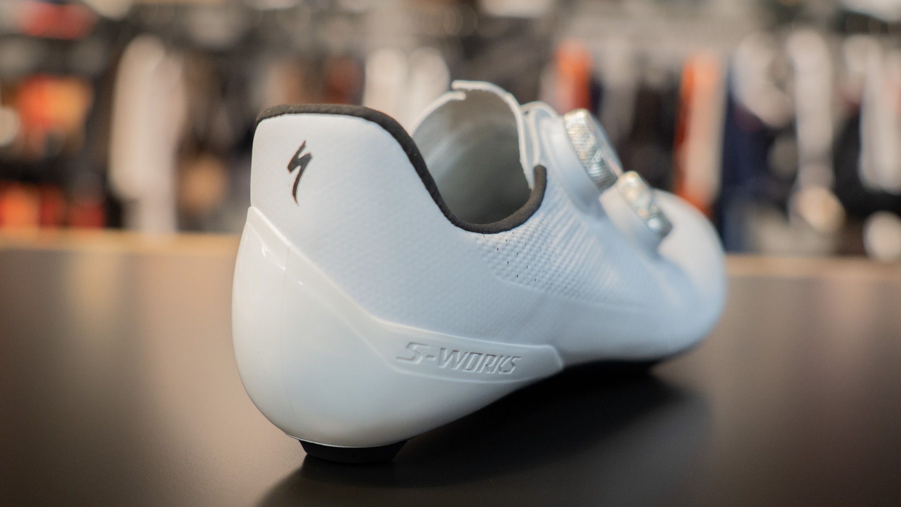 さらに軽く、完璧なフィットを実現したS-Works Torchシューズが新登場
