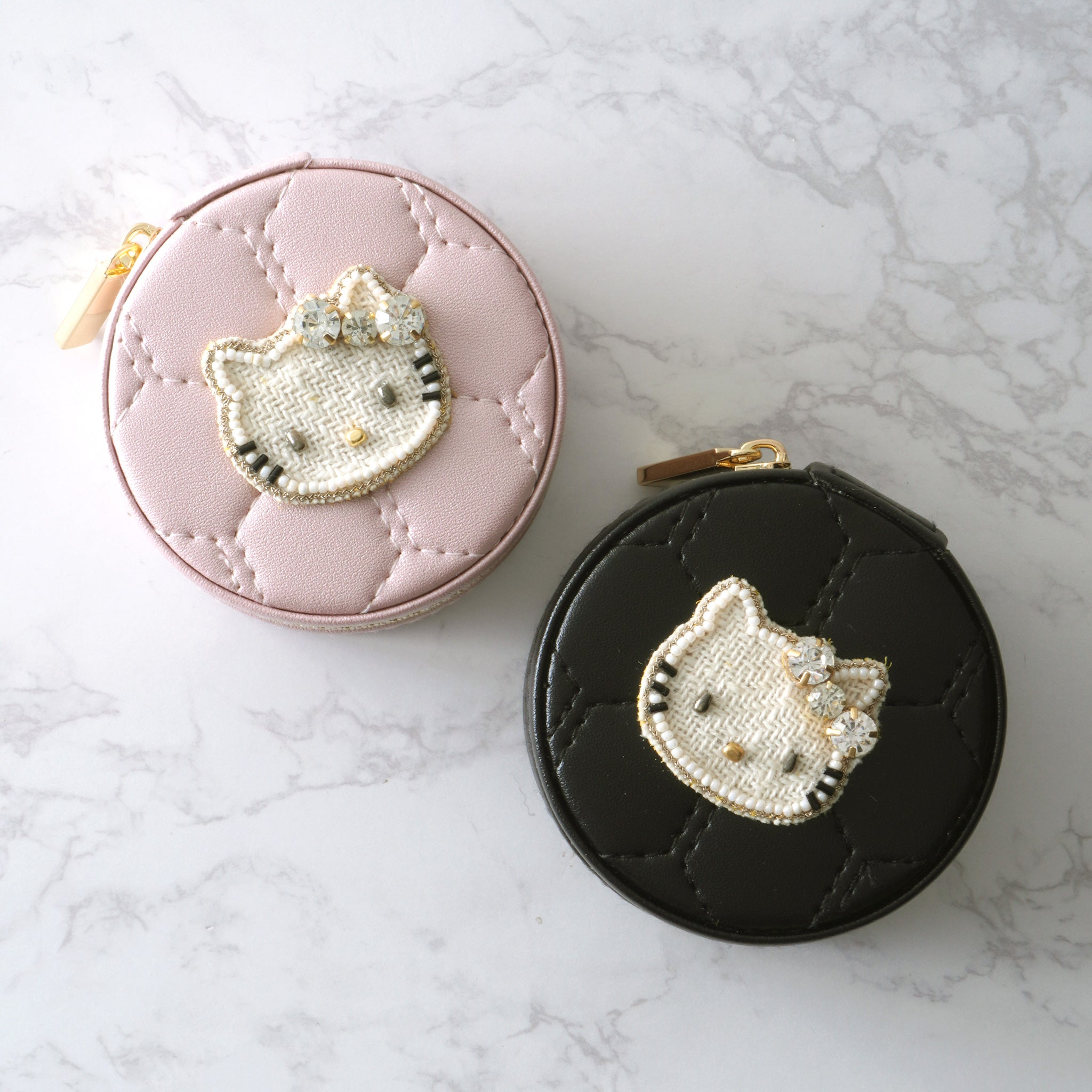 ハローキティ キルティングジュエリーボックスラウンド – MAYGLOBE