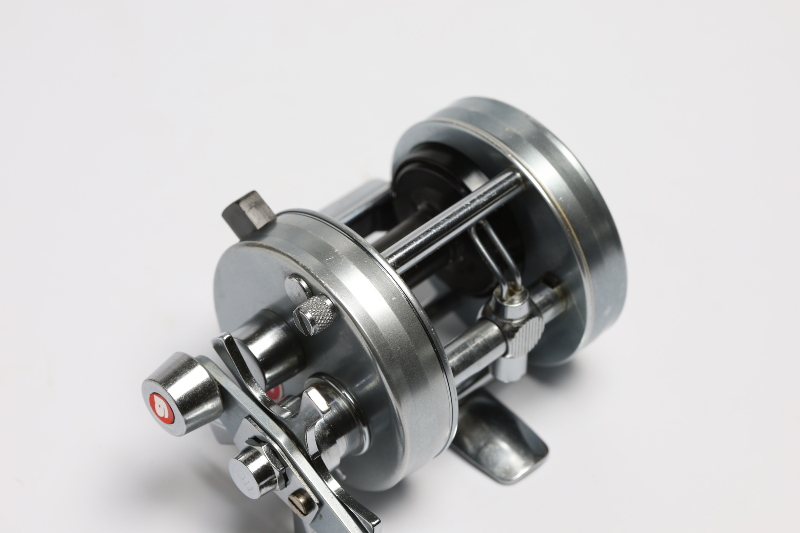 アブガルシア アンバサダー 2500C 770300（02） 注意 – Tackle Shop