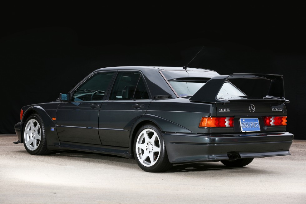 入庫情報】1990年式 メルセデス・ベンツ 190E 2.5-16 エボリューション