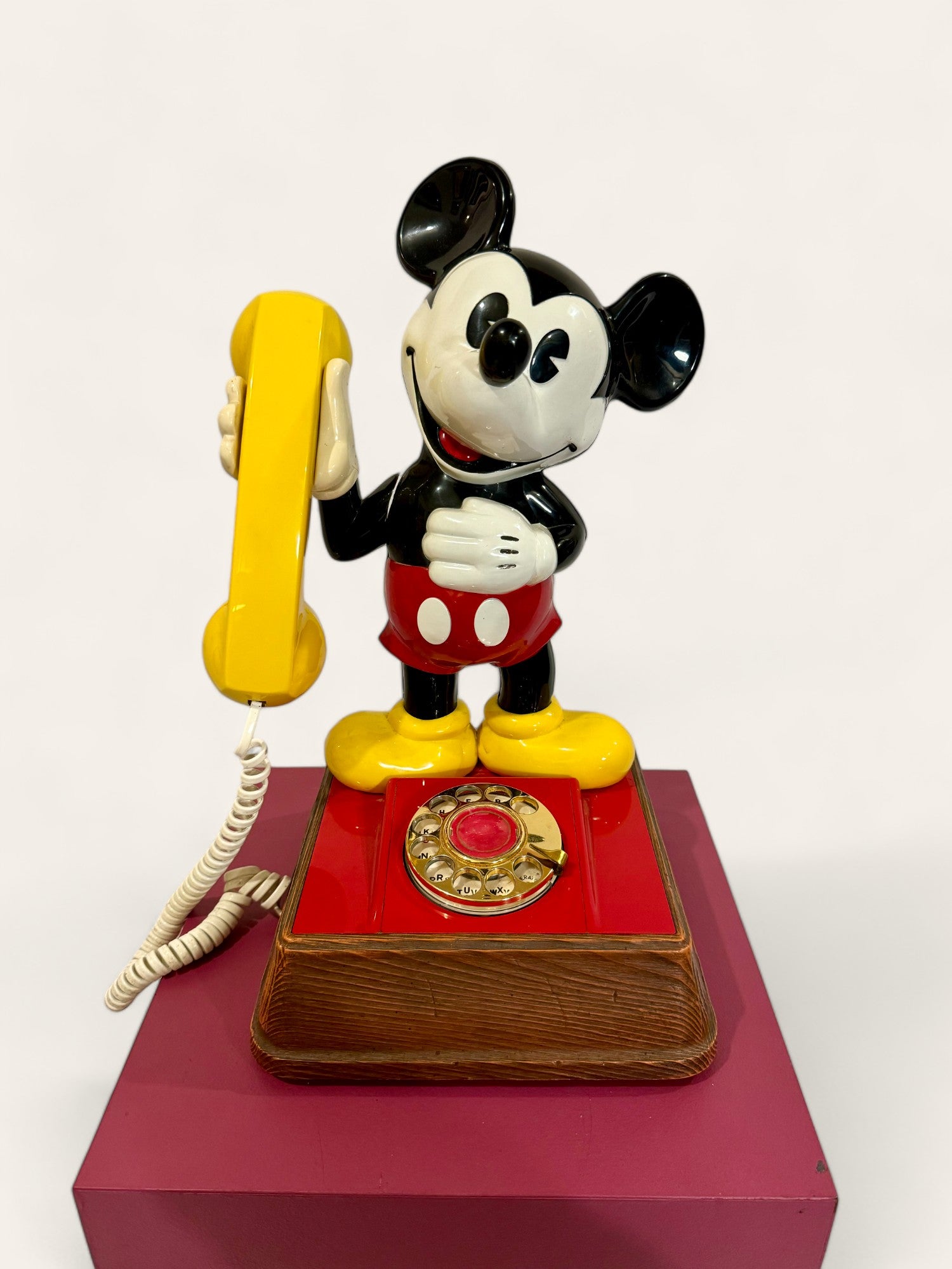 VIntage 1976 The Mickey Mouse Phone – The Smith Henry