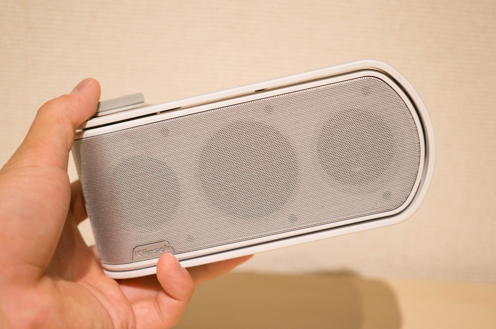 ディープで重厚感のある音を奏でる Bluetooth スピーカー「Klipsch GiG