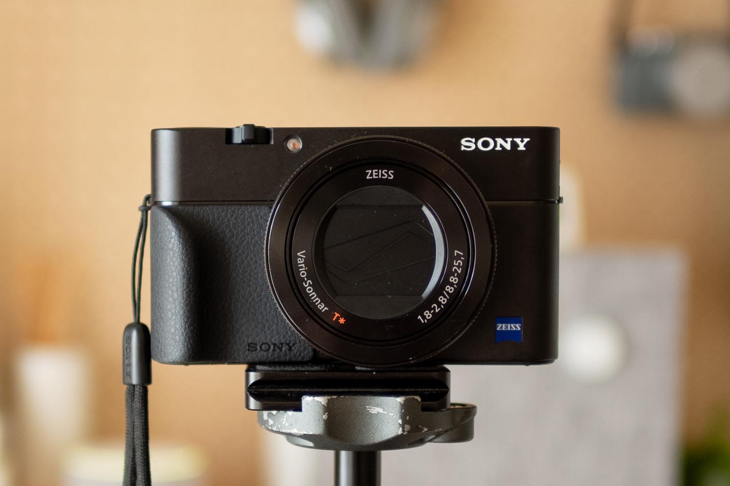 大口径な広角レンズ。フォクトレンダー『ULTRON 21mm F1.8 Aspherical