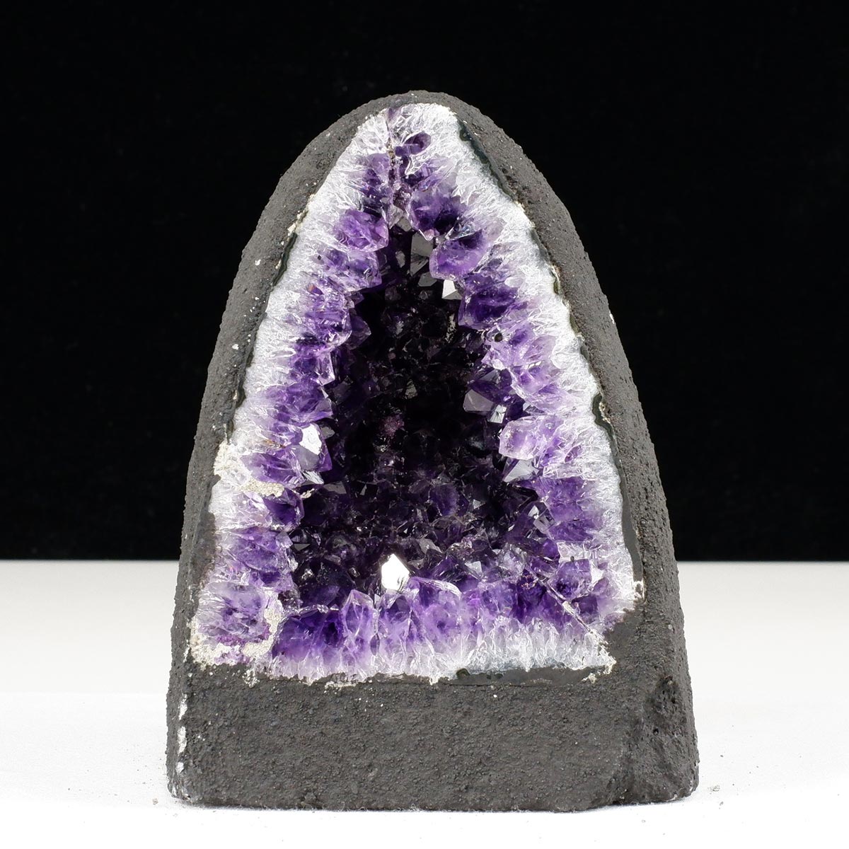 アメジストドーム 1.7Kg ウルグアイ産 アメジスト ドーム ジオード