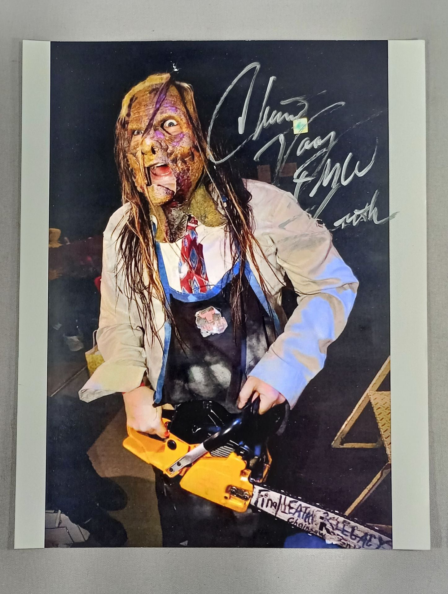 チェーンソー・トニー 直筆サイン入りポートレート(A-1) – 闘道館