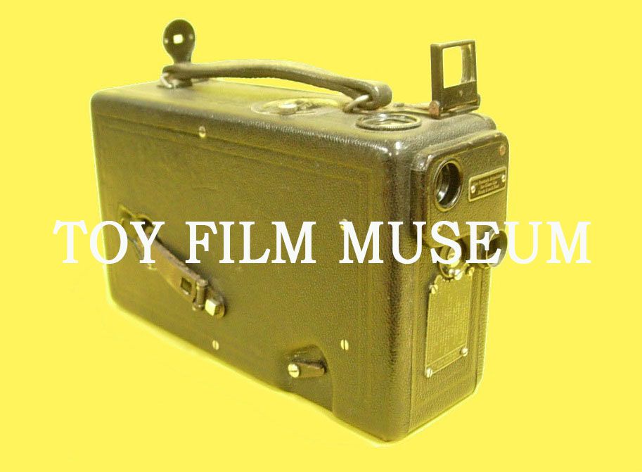 Cine Kodak 16 mm Camera B｜映画撮影機｜展示物｜おもちゃ映画
