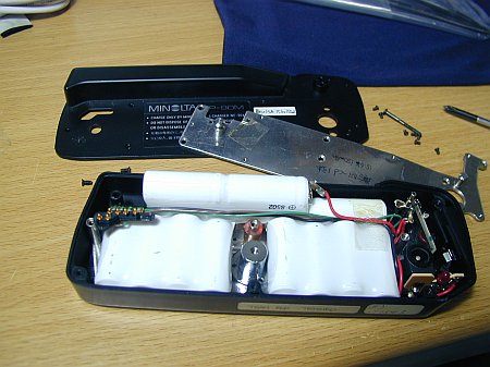 2006/12/27：MD-90の専用バッテリーNP-90Mを改造