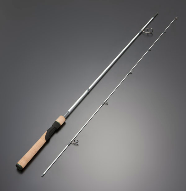 フォレスト：チタンガイド、ホワイト偏光ブランクを採用したトラウト