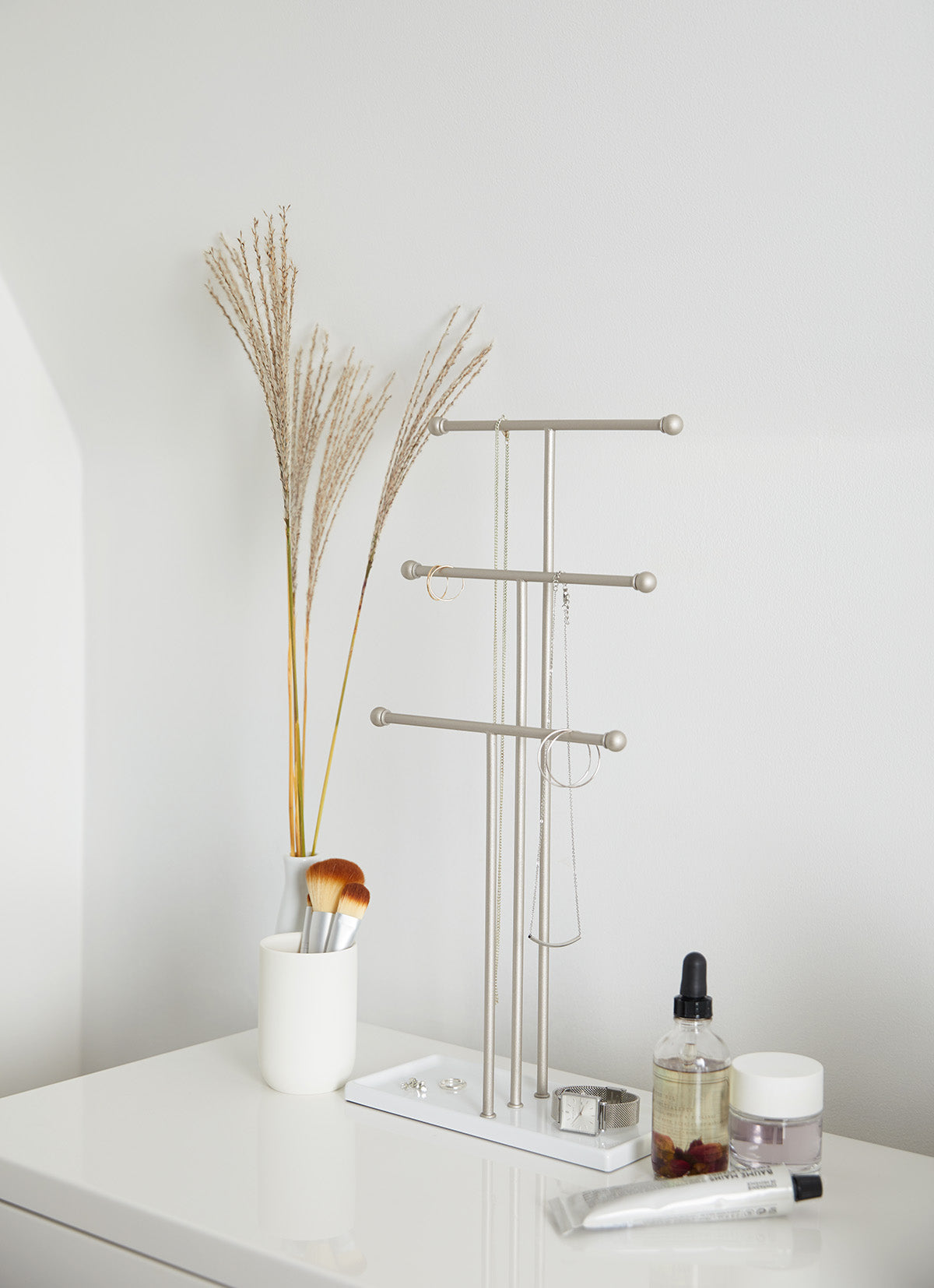 トライジェムジュエリースタンド(KD) – Umbra® / アンブラ 日本公式サイト