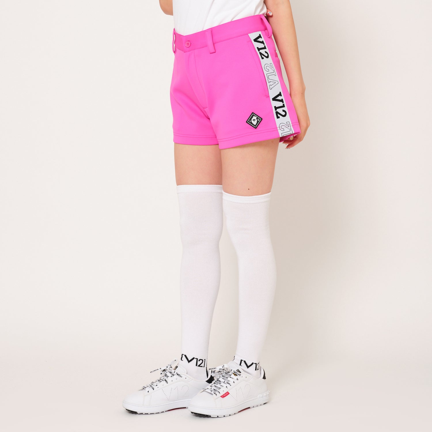 V12 ゴルフレディース ショートパンツSIDE TAPE SHORTS W | 【公式通販】