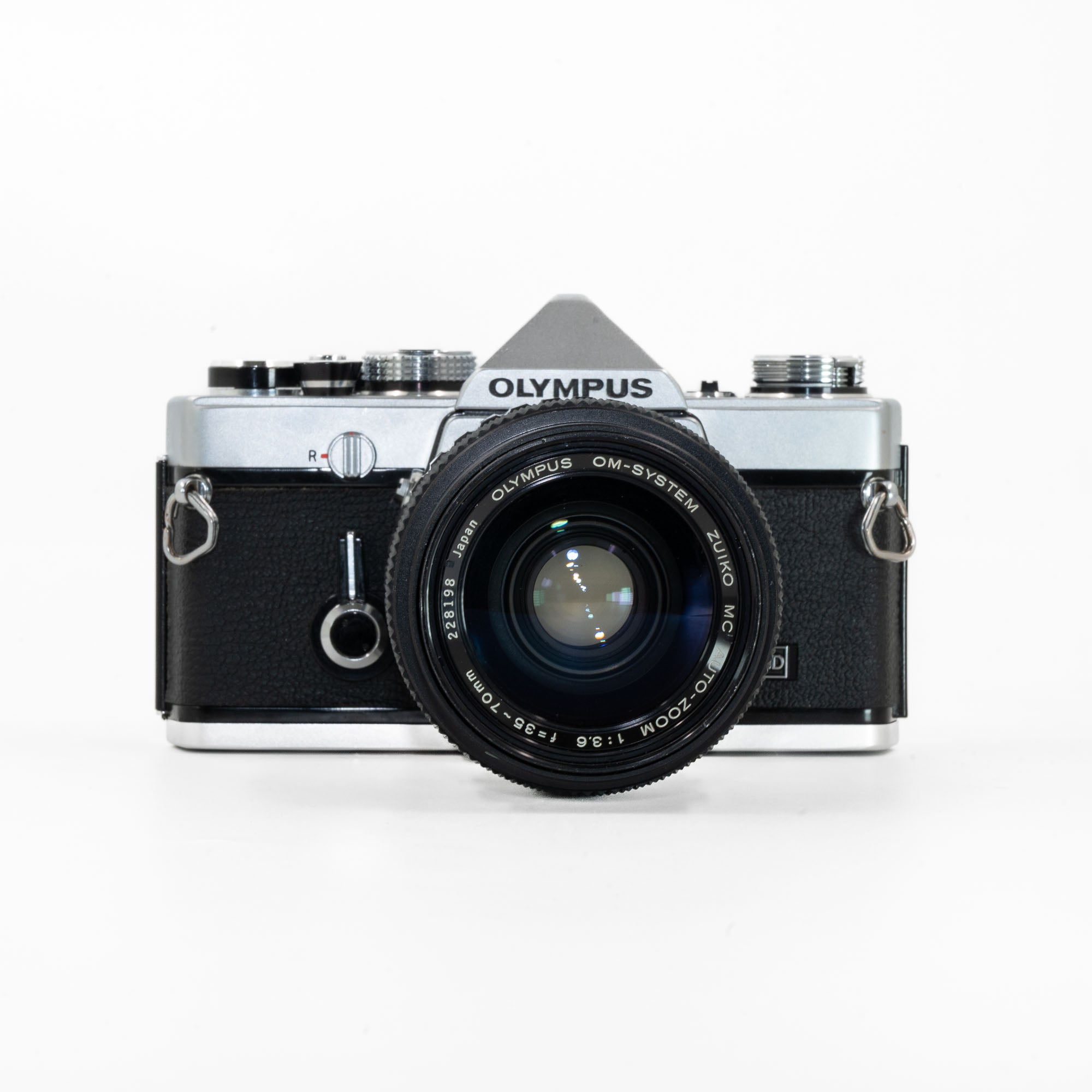 Olympus OM-1 & Zuiko 35-70mm f/3.6 - Film Camera