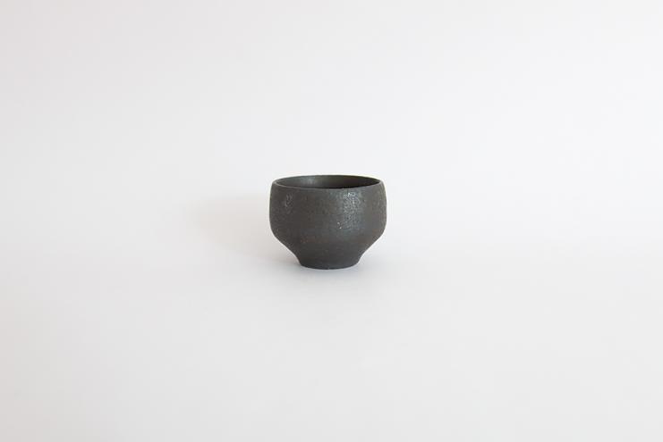 筒小屋 ONLINE STORE Toshoo | 陶器のネットショップ / お猪口 黒錆
