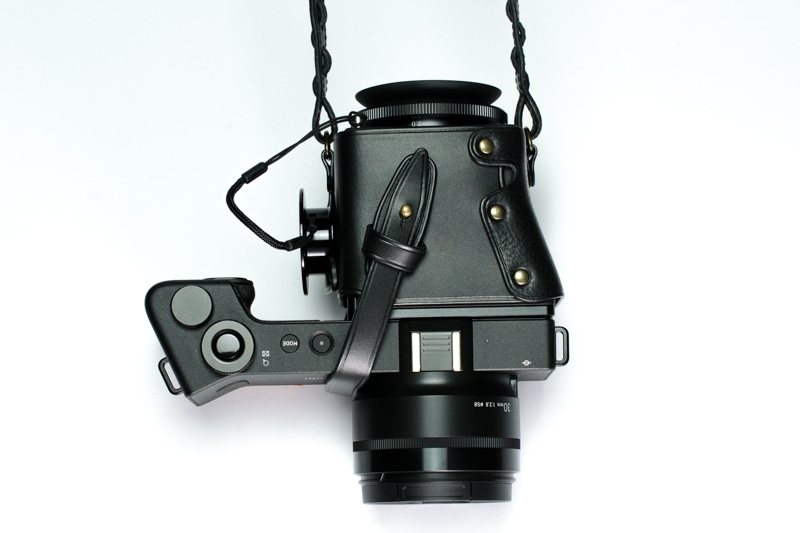 dpクアトロビューファインダーケースリスシオネロ 【鳥井工房】カメラ