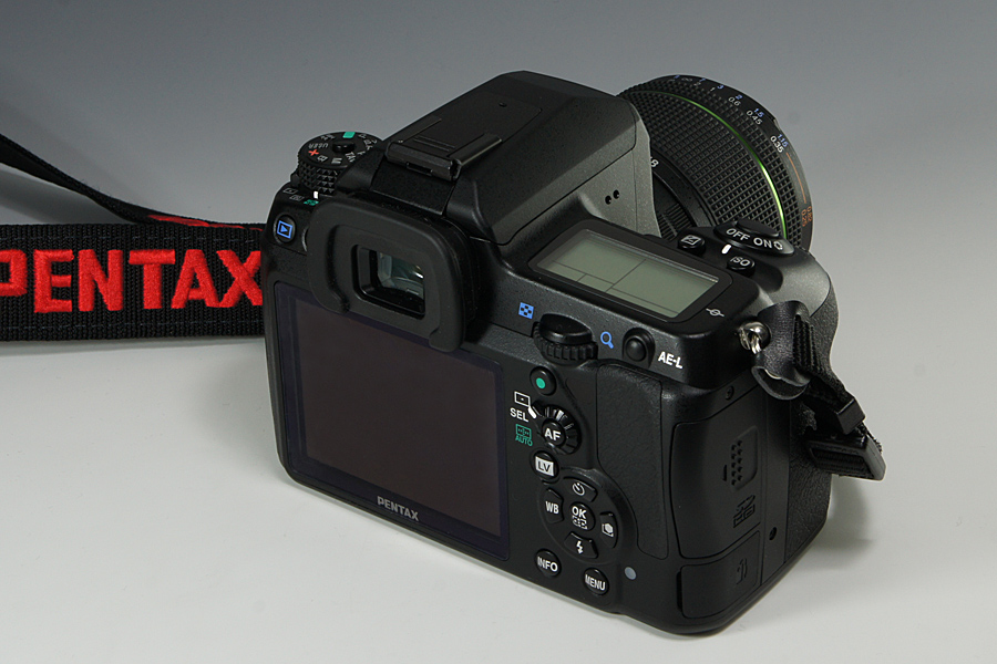 ペンタックス デジタル一眼レフカメラ「K-5」レビュー その1（外観