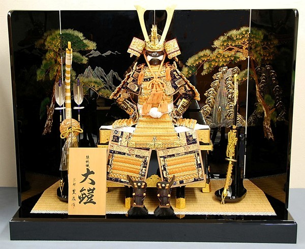 昭和レトロ アンティーク 京都島津【五月人形】豊泉作 金屏風 毛氈付