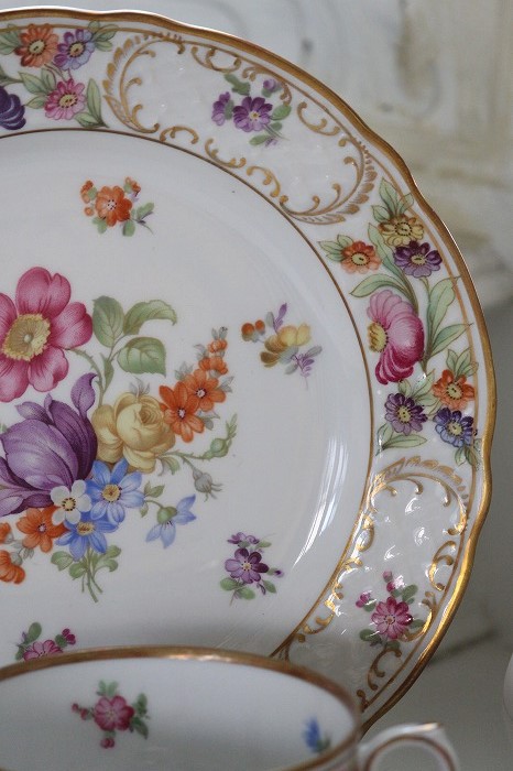 ドイツ製 シューマン ババリア「エンプレス」ドレスデンフラワーズ