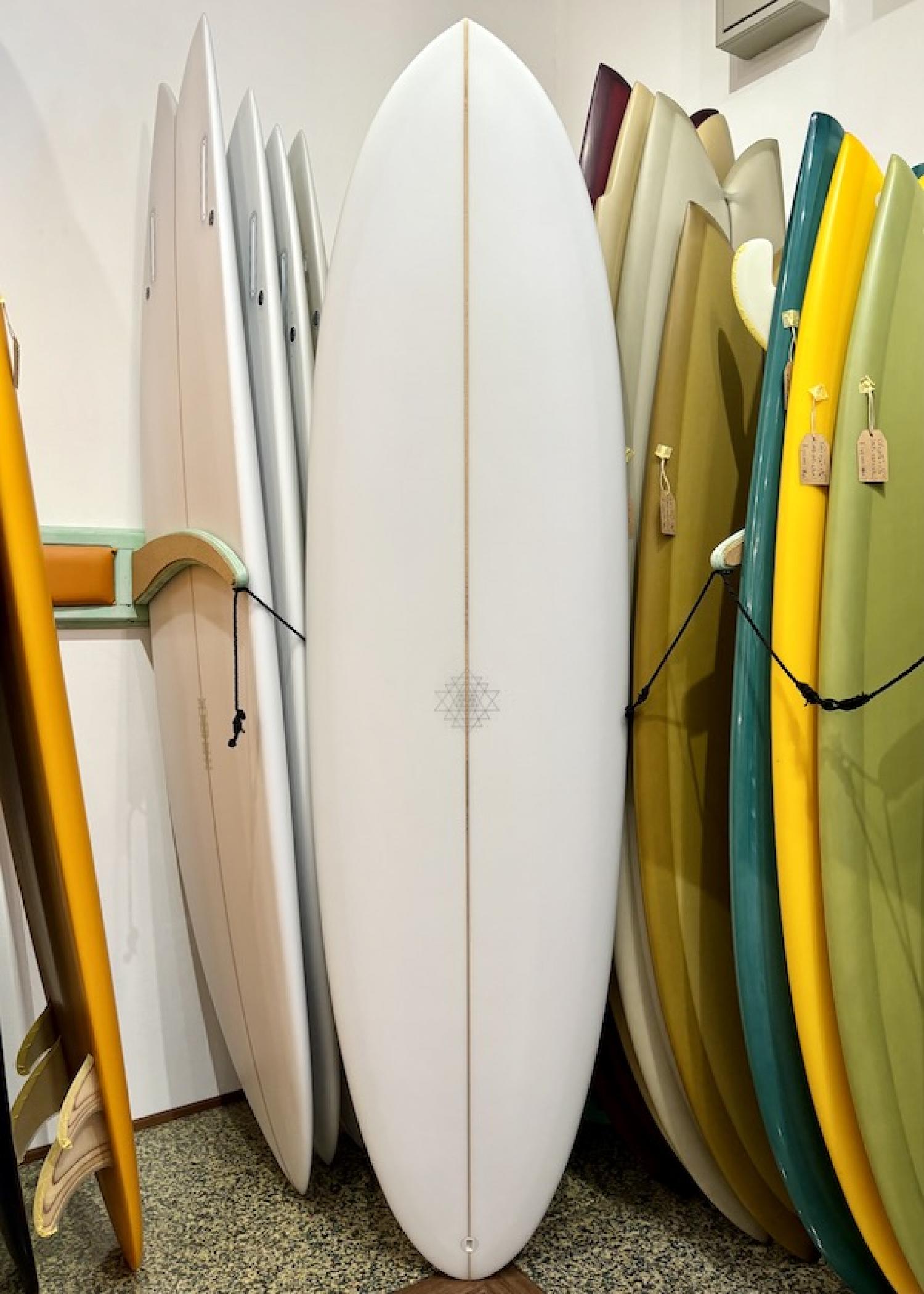 MANDALA CUSTOM SHAPES|沖縄サーフィンショップ「YES SURF」