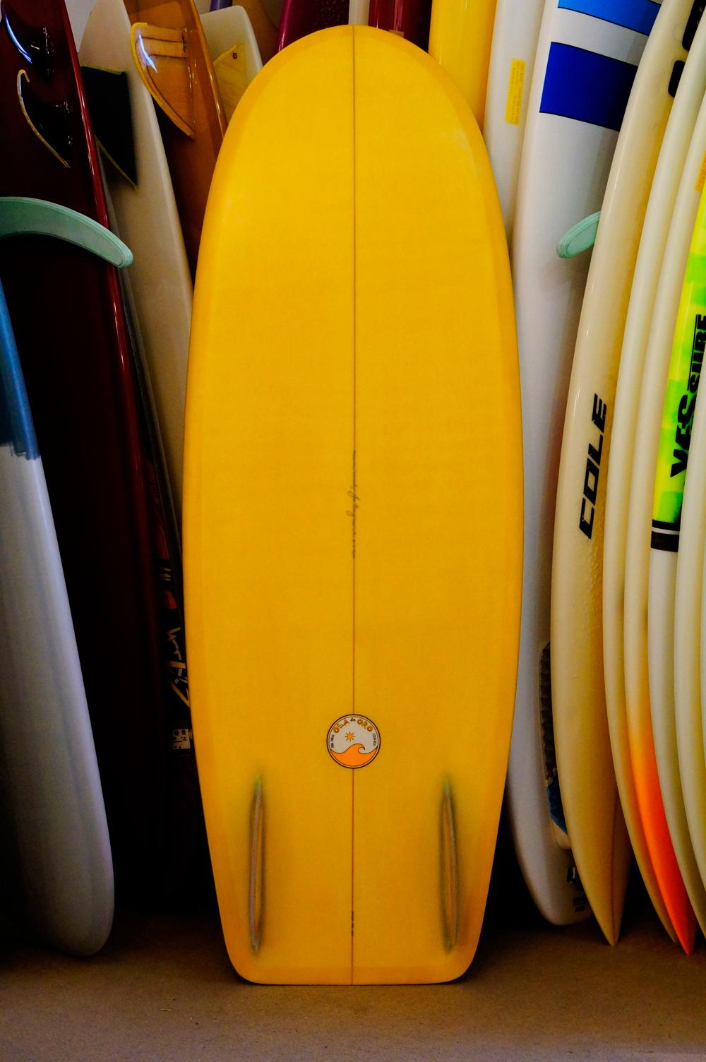 超高速ミニシモンズ「Ora de Oro」上陸！|沖縄サーフィンショップ「YES