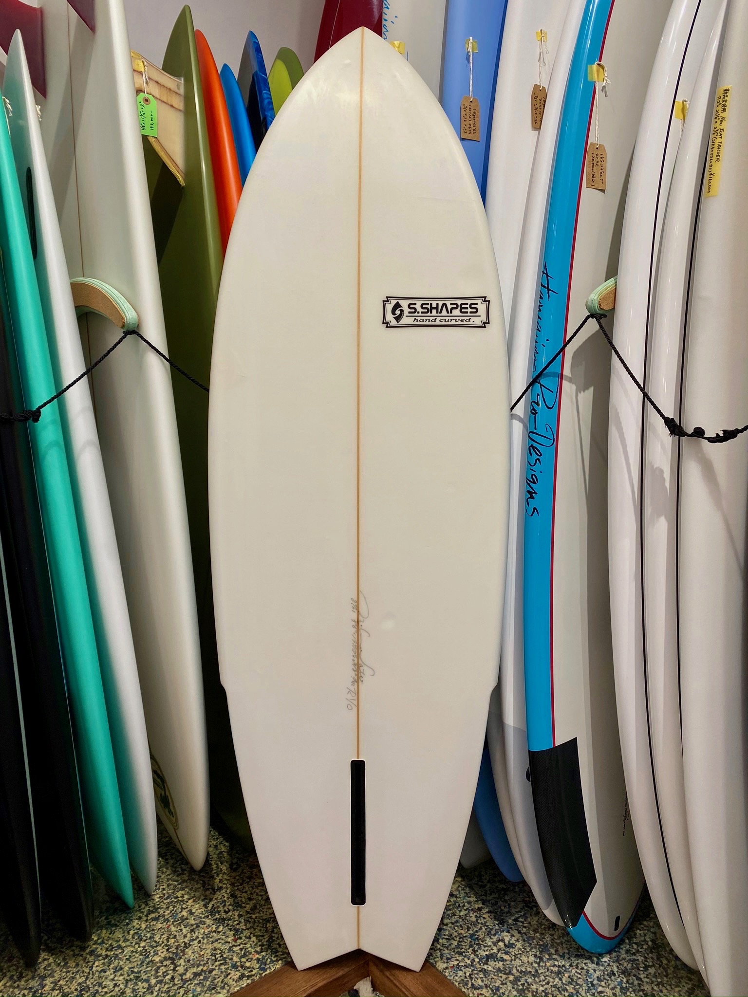 USED BOARDS (S-SHAPES STINGER5.6)|沖縄サーフィンショップ「YES SURF」