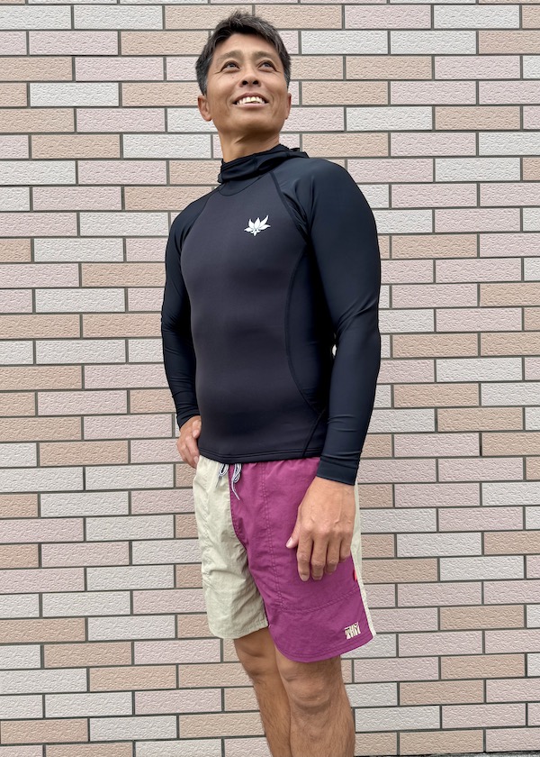 AXXE CLASSIC］フード付きタッパー 1.5MM ブラック|沖縄サーフィン