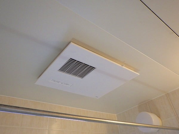 TYB3111GA】（TOTO）浴室暖房乾燥機交換・取付け工事例 -ズオーデンキ-