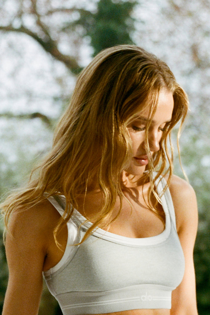 W9837R_03320_b2_s1_a1_m265_102