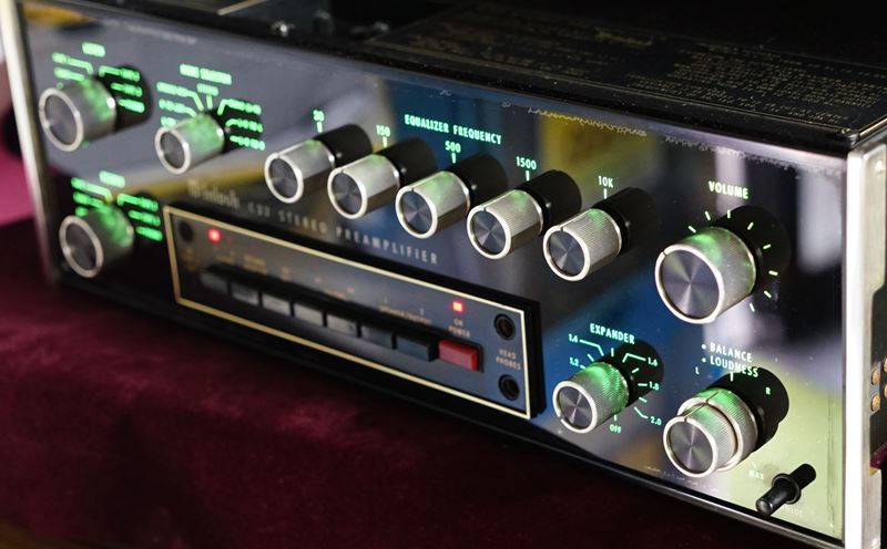 マッキントッシュ McIntosh C32 プリアンプ