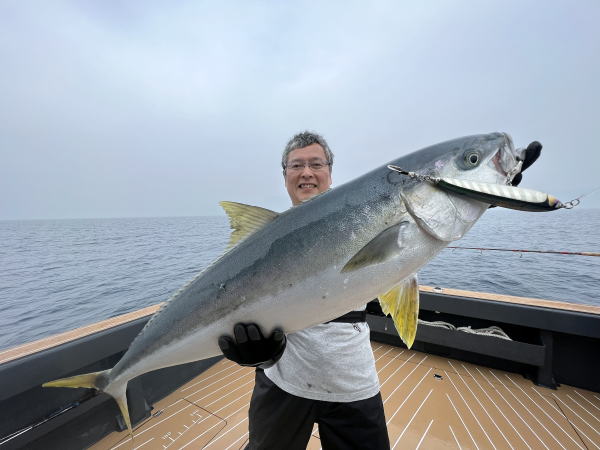 カーペンター メモリアル フィッシュ