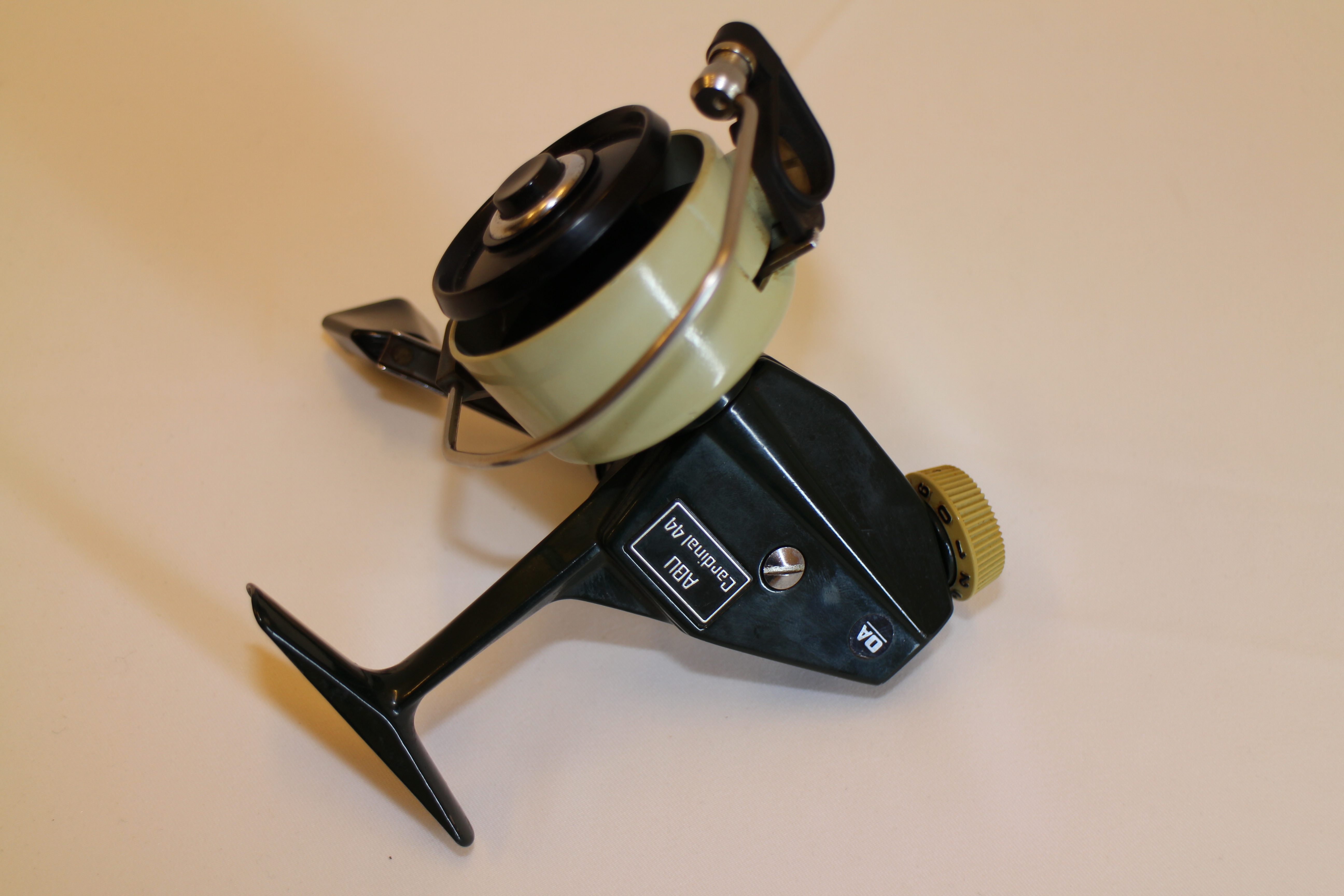 ABU スピニングリール カーディナル44（復刻） | サークルワン商品情報