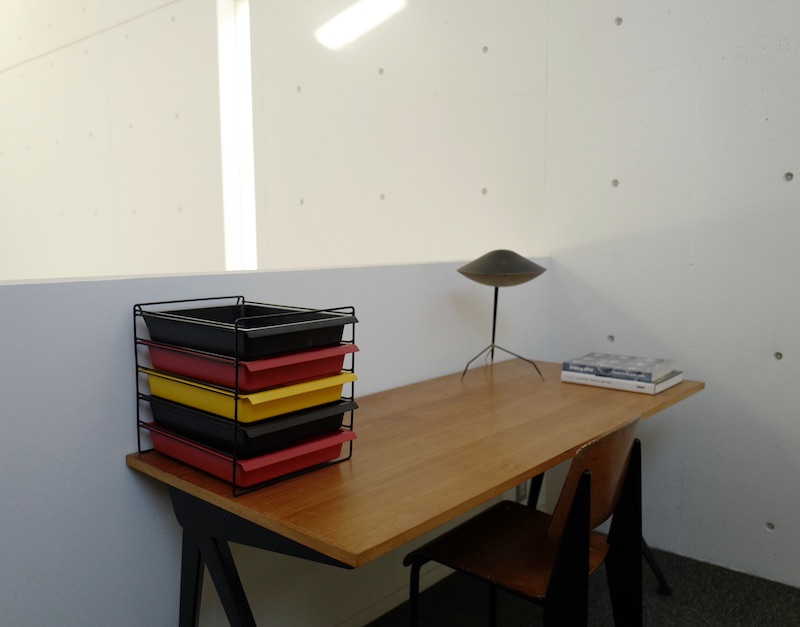 シャルロットペリアンの引き出しワイヤーバスケット | soup / clozzet