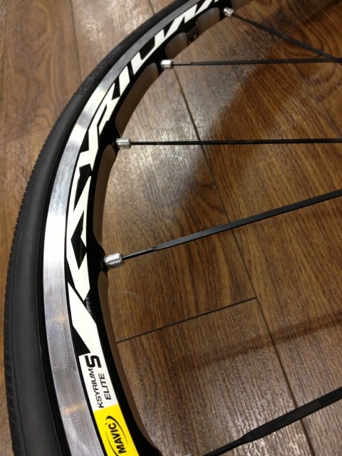 2013モデル MAVIC Ksyrium Elite S （キシリウム エリートS）を新入荷