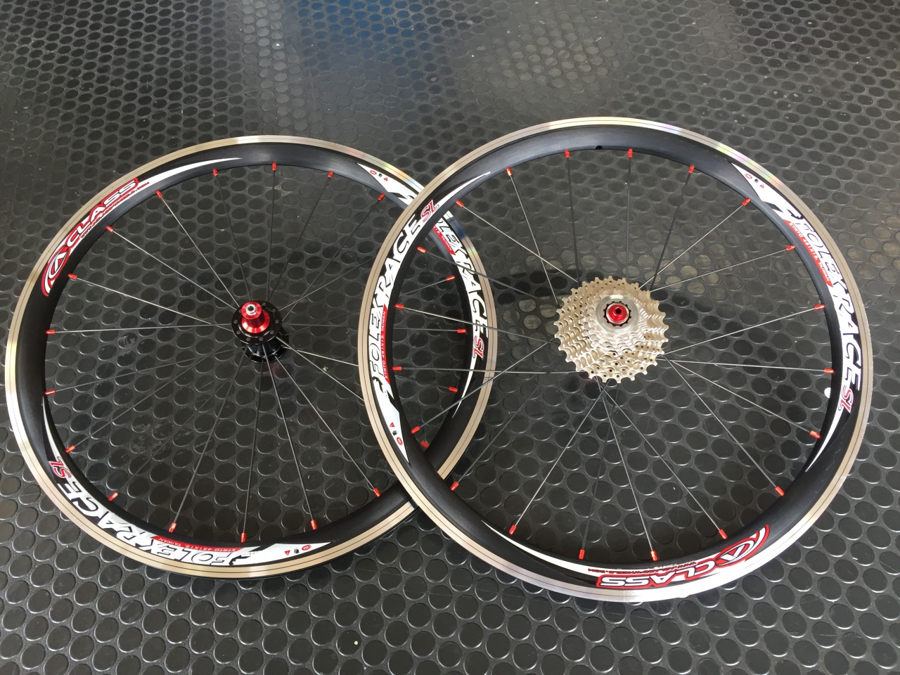 A CLASS ミニベロカスタムにホイール入荷です。 | Climb cycle sports