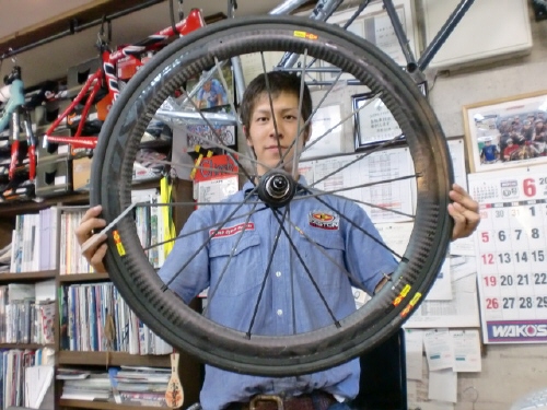 MAVIC Cosmic Carbone SLR HUBセラミックベアリング交換 純正→ceramic