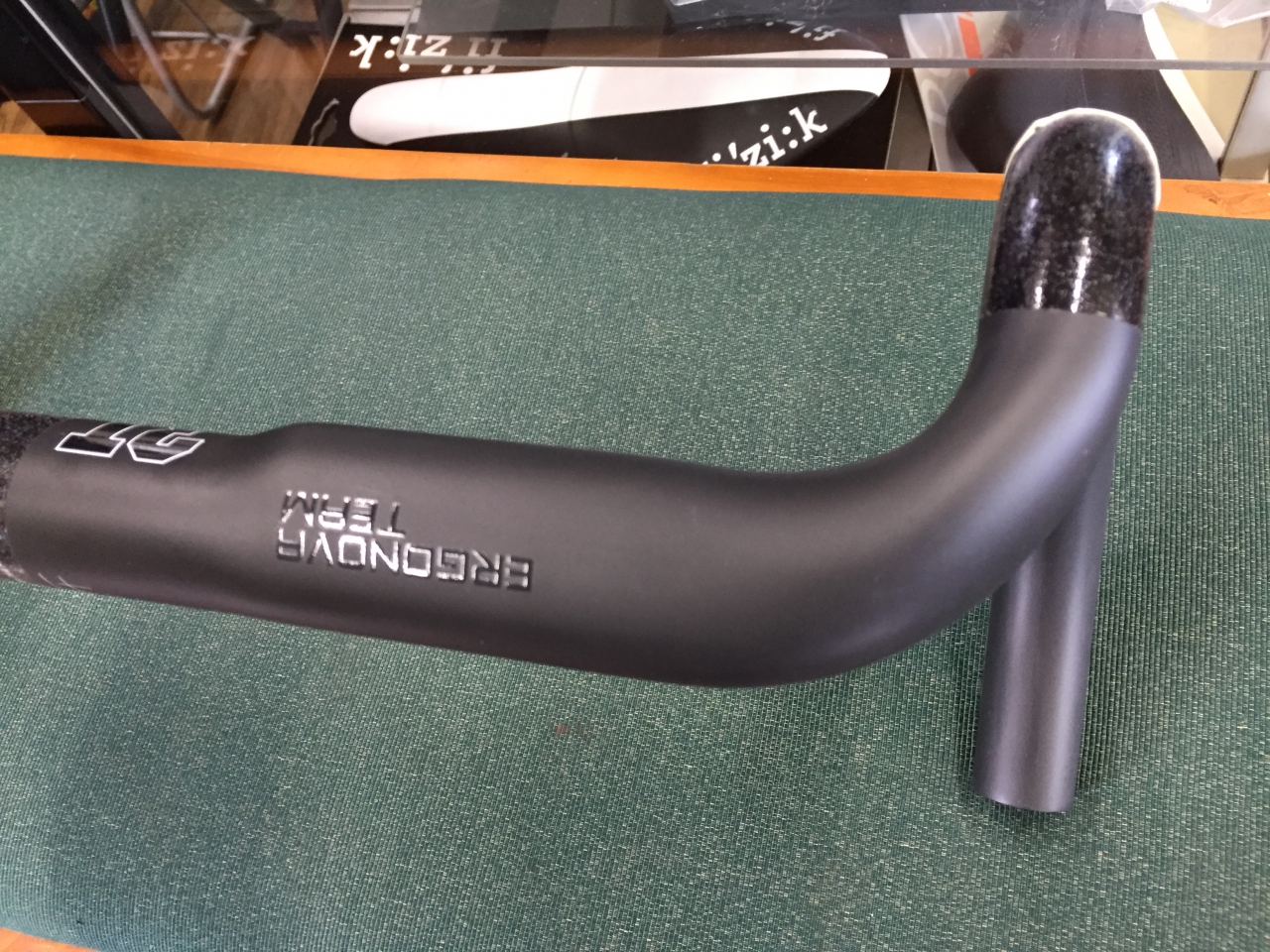 軽量でコンパクト。使いやすいERGONOVAハンドル入荷です。 | Climb