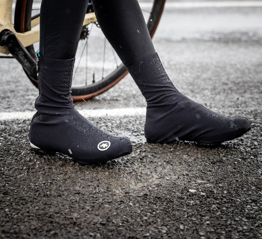 ASSOS（アソスの）ウィンター シューズカバーやトゥーカバー、エアロ