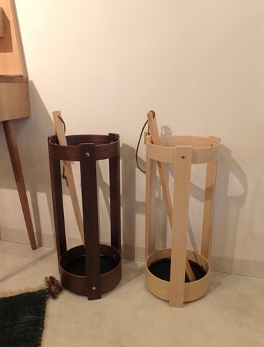 プライウッドの傘立て入荷しました。《Room+ 本館》 - room+