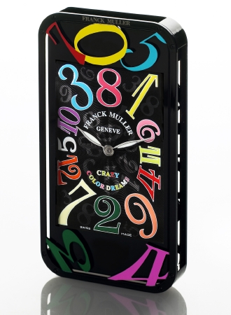 フランク・ミュラーの世界観を そのままに、iPhone 4ジャケットが登場