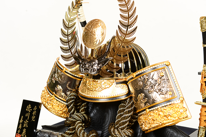 23号徳川家康公ブロンズ彫金龍虎盛上着用兜：嘉房作【オルゴール付