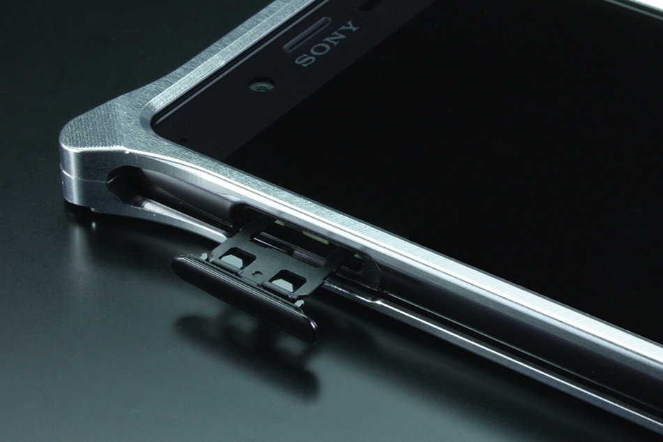GILD design ギルドデザイン ジュラルミン削り出しケース Xperia XZ
