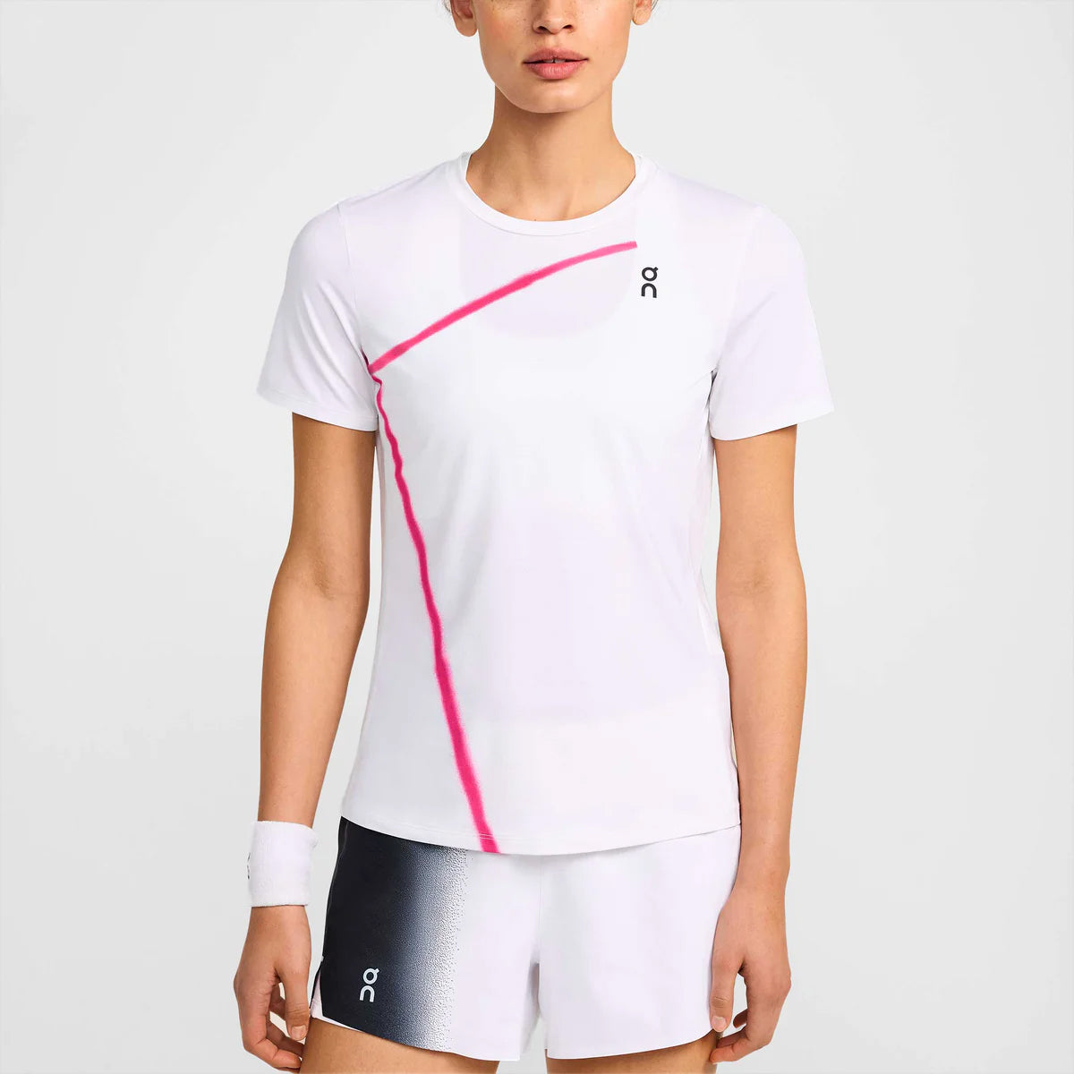 On Court-T Women's – Holabird Sports