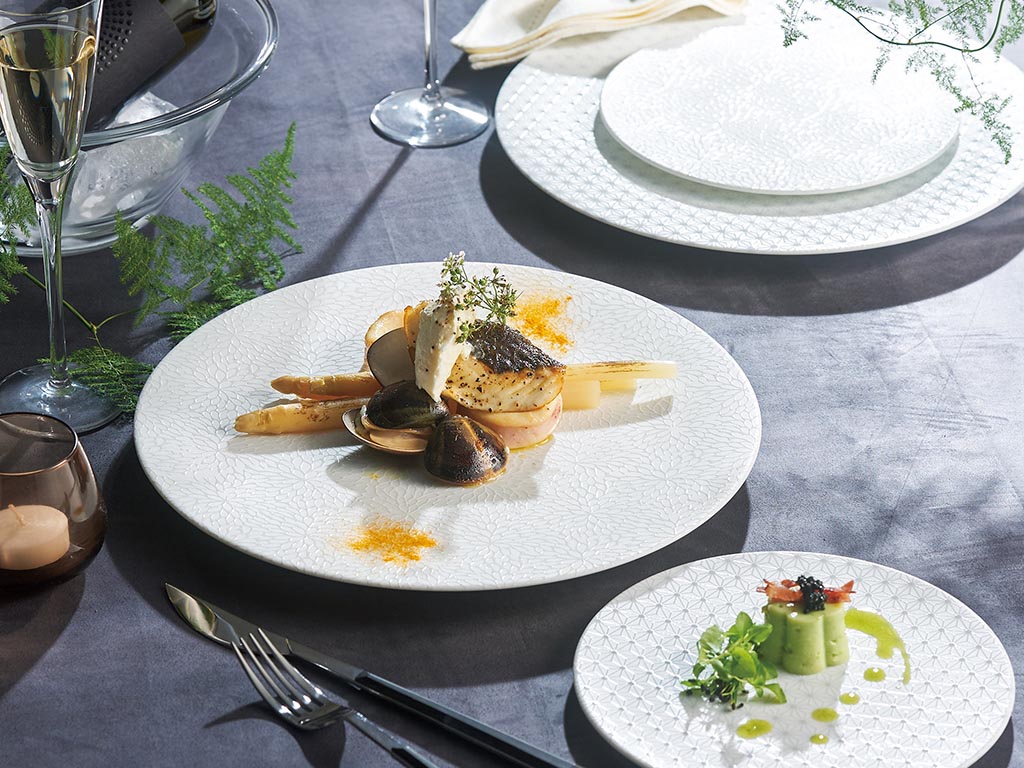 高麗青磁金福漢作大中小3枚皿セット