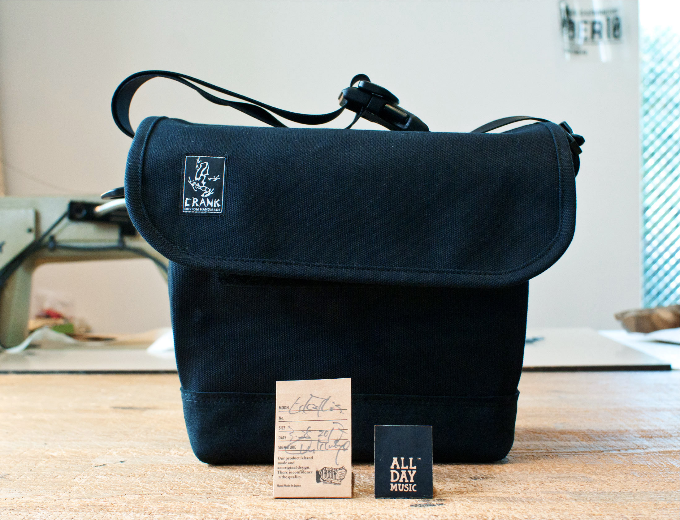 CRANK TOKYO × ALL DAY MUSIC 7inc Records Bag 