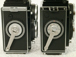 SHARAN-ローライフレックス2.8モデル/Rollei-ミニデジのデザイン違い