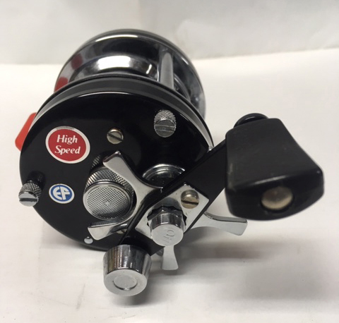 レア物 1977製 ABU AMBASSADEUR 5600C