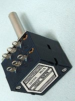 門田無線/商品詳細 アルプス電気 ミニデテント2連ボリューム・21点