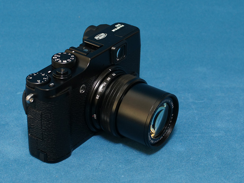 富士フイルム X10の外観をみる /monox デジカメ 比較 レビュー