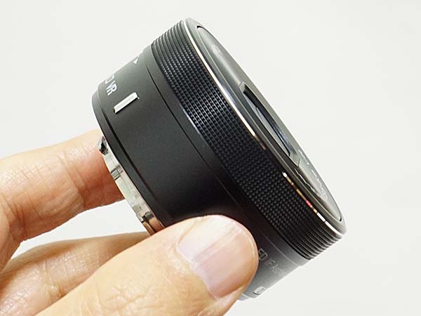 ニコン 1 NIKKOR VR 10-30mm f/3.5-5.6 PD-ZOOM 沈胴式電動コンパクト